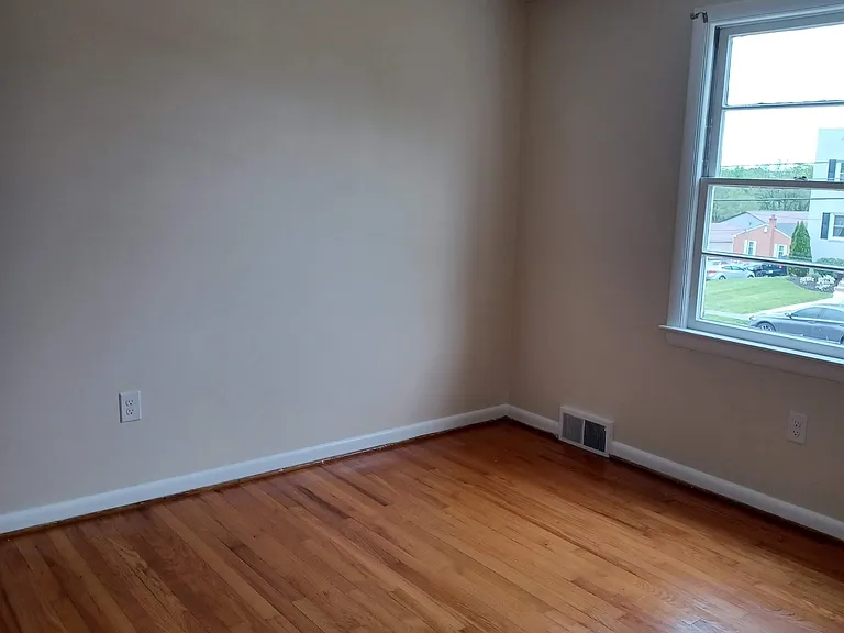 222 E Whitlock Ave #1 — Photo 16