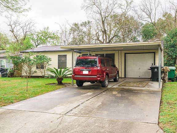 3rd image of 5634 Schevers St