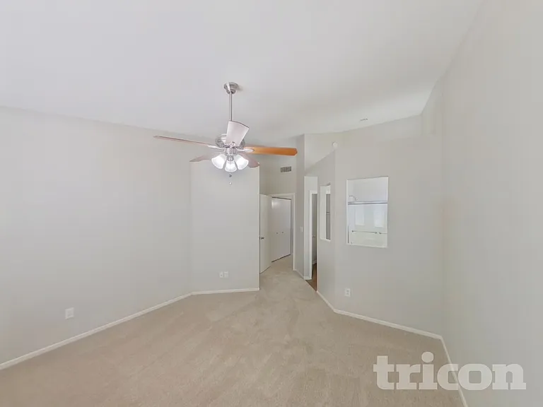 2801 Sing Song Way — Photo 7