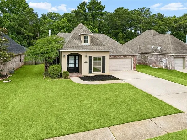 397 Brown Thrasher Loop S, Madisonville, LA 70447