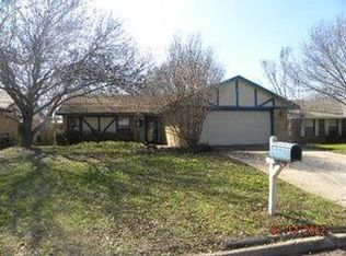 2205 Century Dr, Woodway, TX 76712