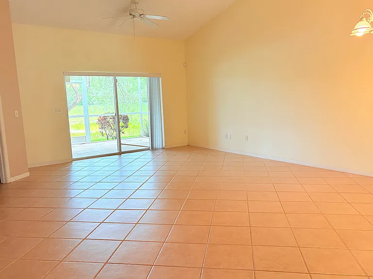 10632 Lake Shore Dr — Photo 6
