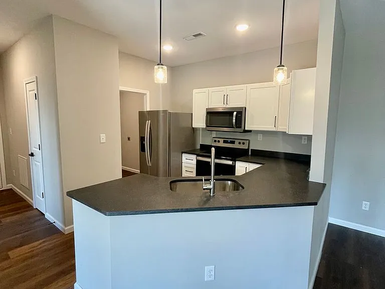15th Hole Apartments — Photo 25