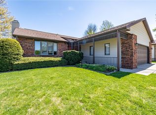2710 Mill River Pl, Decatur, IL 62521