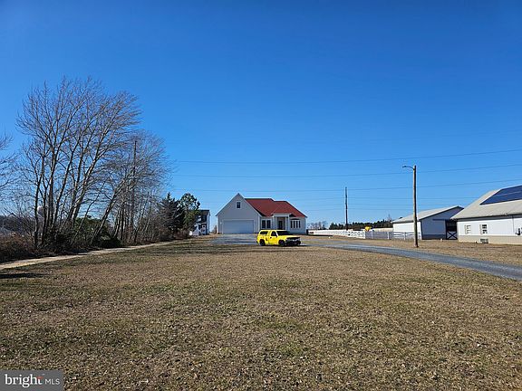 4th image of 20937 Johnson Rd