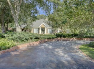 7422 Silverthorn Dr, Maurice, LA 70555