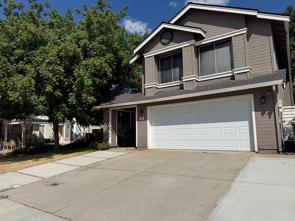 8420 Oak Flat Way