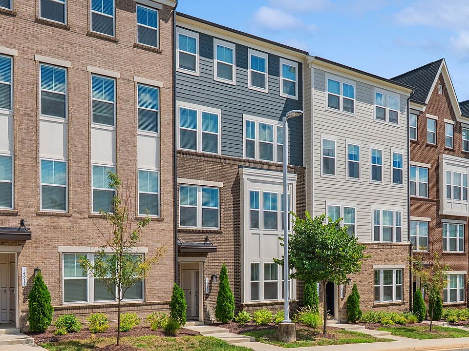 1st image of 14921 River Walk Way