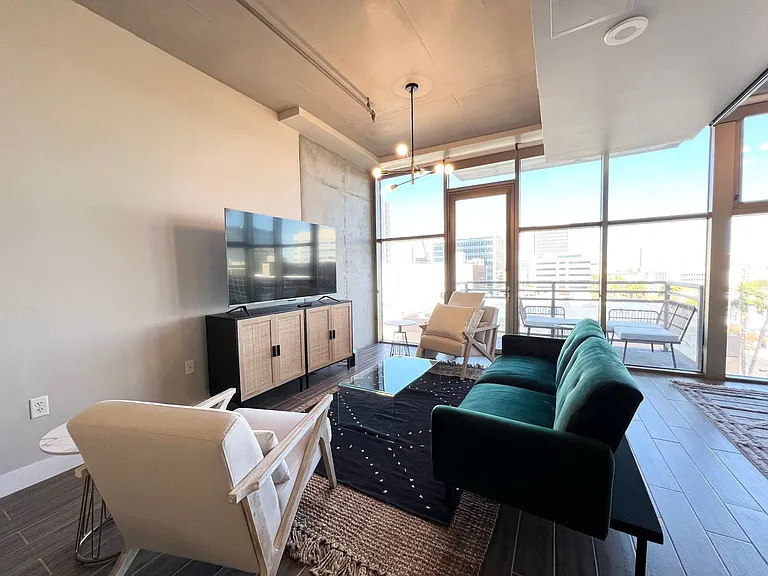 353 E Bonneville Ave #619 — Photo 6