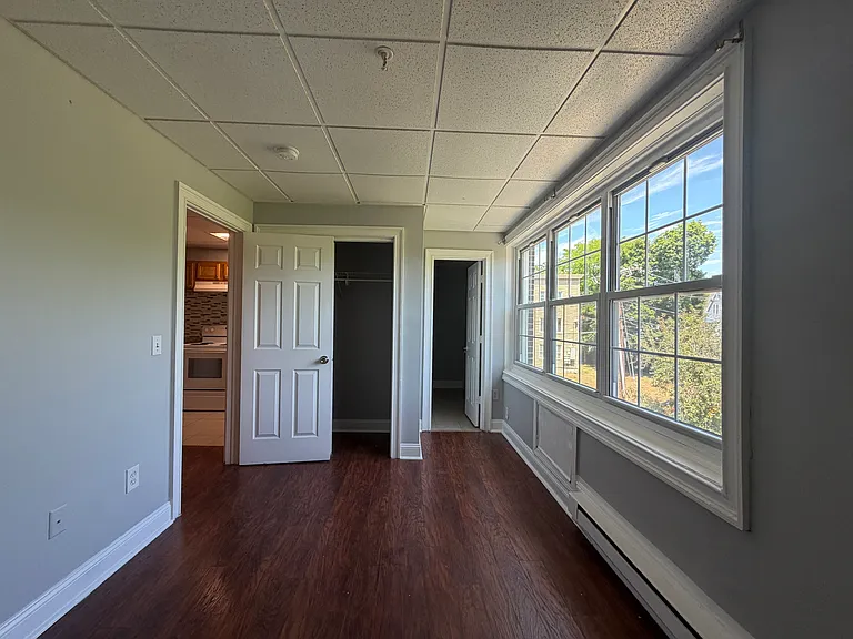 59 Plaza Ave #12 — Photo 1