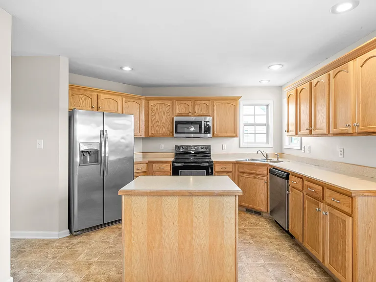 1517 Autumn Dr — Photo 11