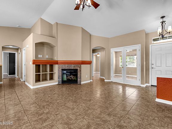 4th image of 30 Horse Springs Dr