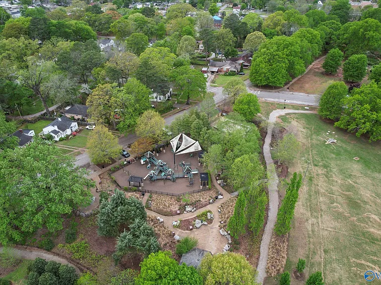 603 Prospect Dr SE — Photo 27
