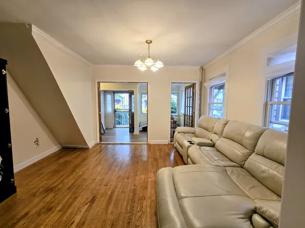 889 East 37th Street image 1 of 7