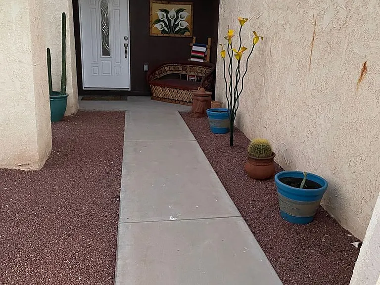2678 Daytona Ave — Photo 3