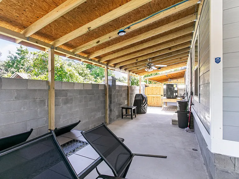 2802 Mimosa Rd — Photo 30