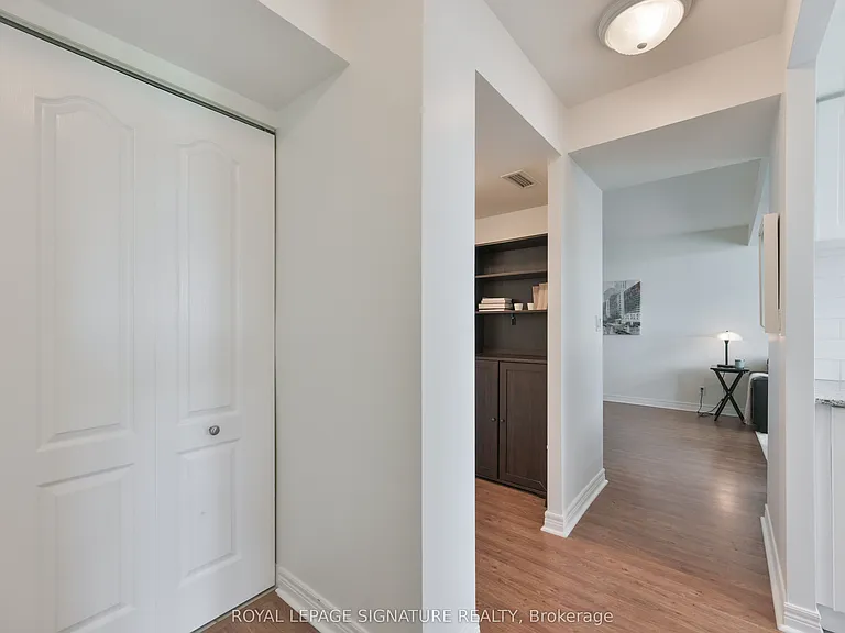 212 Eglinton Ave E #1907 — Photo 14