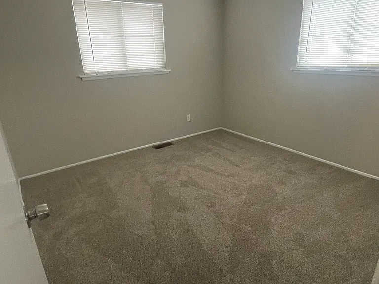 2250 Grants Pkwy — Photo 8