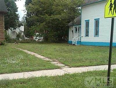2nd image of 1376 Sanford St