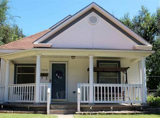 1320 N Prairie Ave, Hutchinson, KS 67501