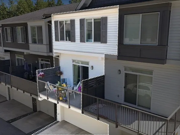 8130 136a St #53, Surrey, BC V3W 1H9