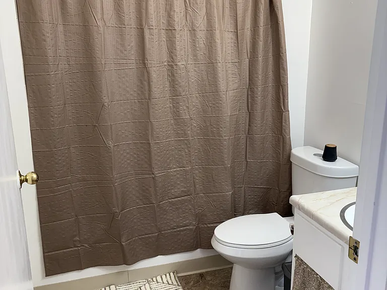 2762 Iolani St — Photo 10