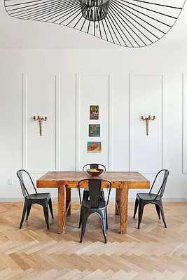 Sold by Compass | media 2