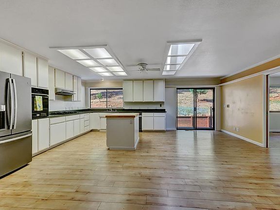 5th image of 15727 Kitkitdizze Dr