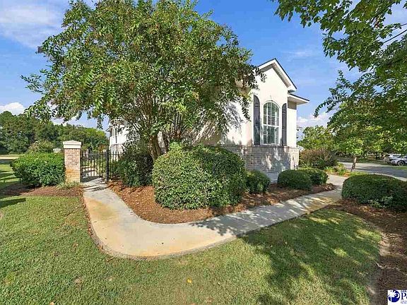 2nd image of 3083 Middlecoff Ln