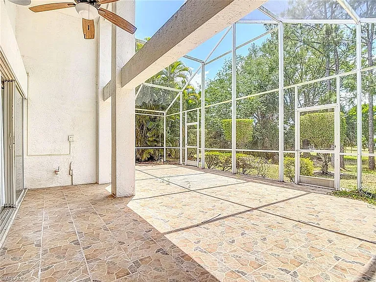 351 Pindo Palm Dr — Photo 34