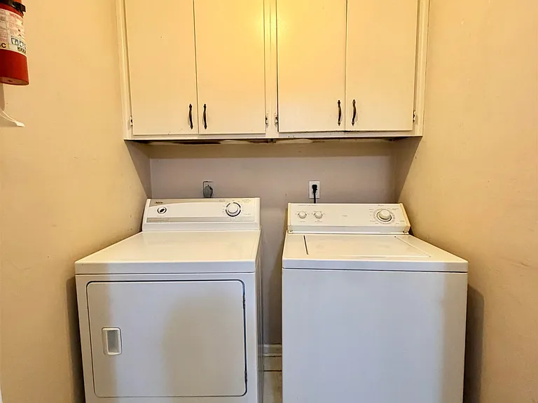 782 Timberway Ct — Photo 9