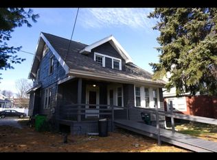 1106 Wooster Rd N, Barberton, OH 44203