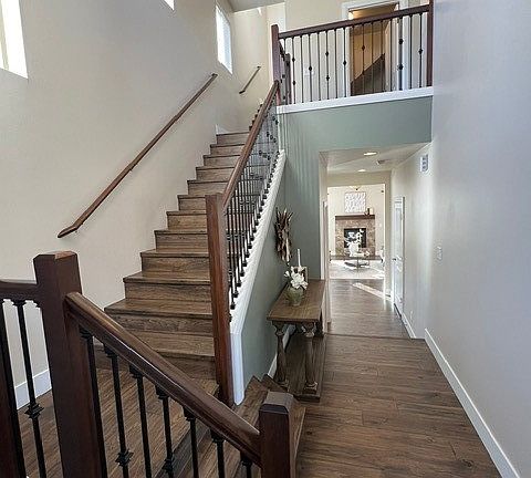 3rd image of 733 207th Street SW
