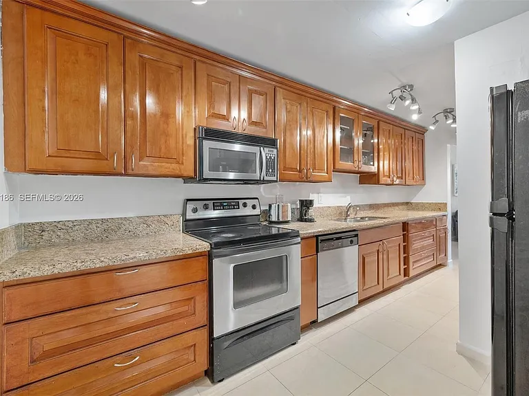 3660 NE 166th St #307 — Photo 3