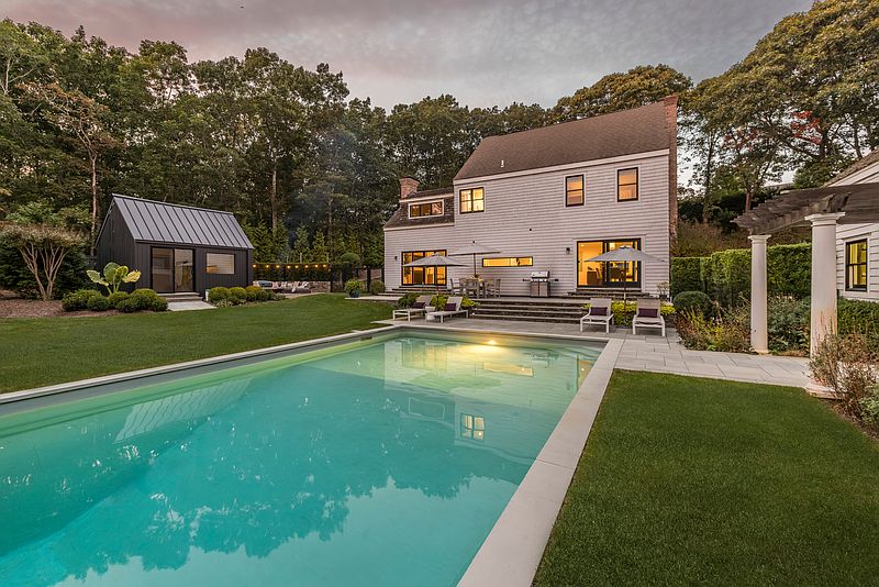 24 Rolling Hill Ct E, Sag Harbor, NY 11963 | Out East