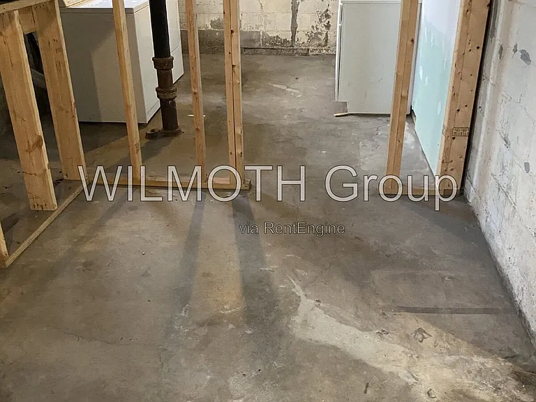 3047 N College Ave — Photo 20