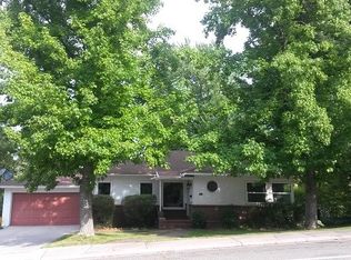 304 E Lake St, Mount Shasta, CA 96067