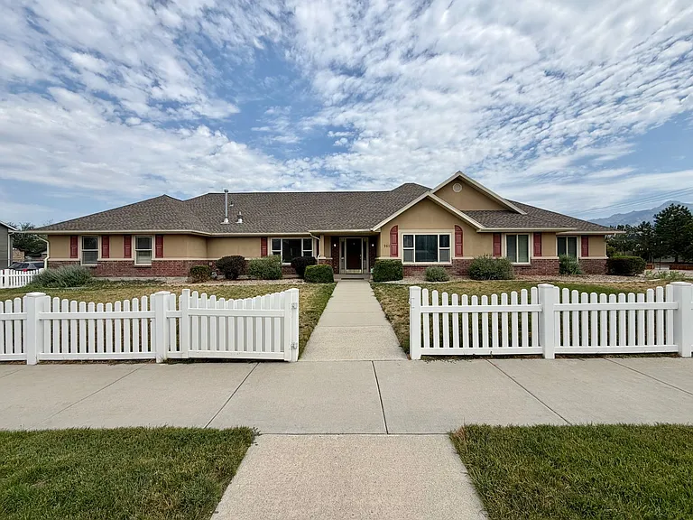 961 E Golden Pheasant Dr — Photo 26