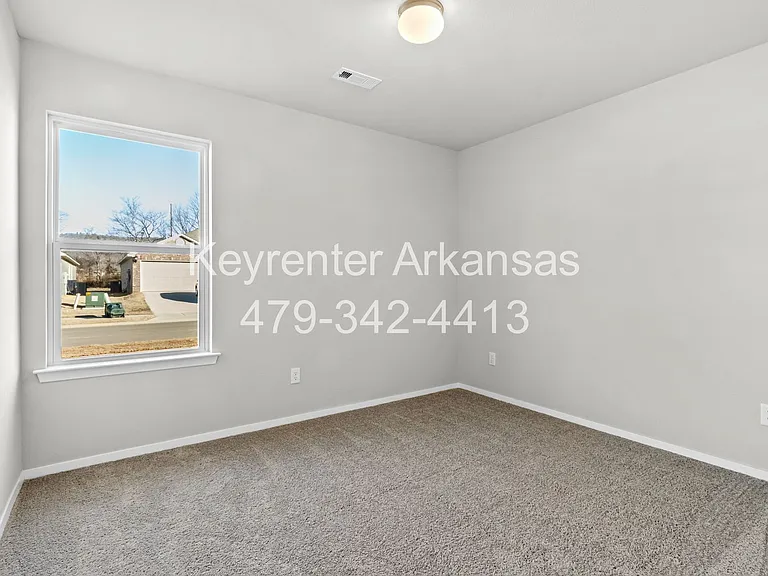 846 E Sparrow Cir — Photo 23