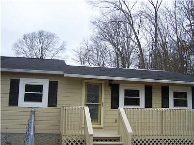 1st image of 11093 Lakeview Cir