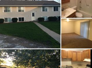 107 Crestview Dr #3, Eldridge, IA 52748