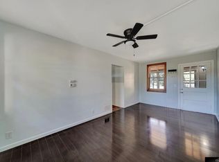 350 S 38th St #350, Lincoln, NE 68510