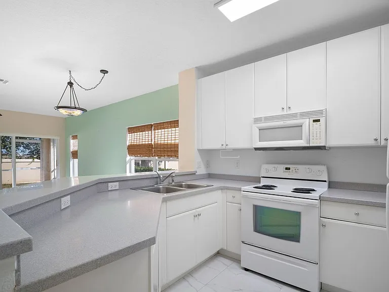 8535 Athena Ct — Photo 13