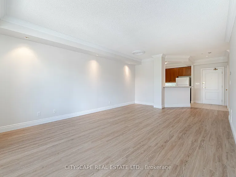 3351 Cawthra Rd #321 — Photo 16
