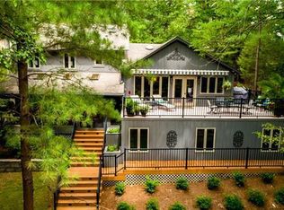 1135 Molokai Dr, Tega Cay, SC 29708