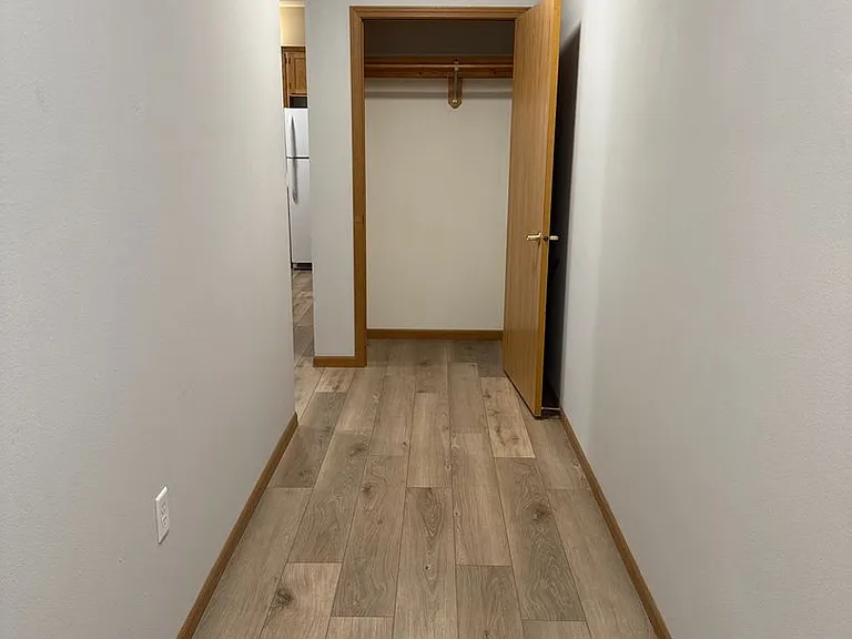 3330 Leopold Way #B — Photo 16