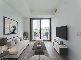 86 Dundas St E #304, Mississauga, ON L5A 1W4