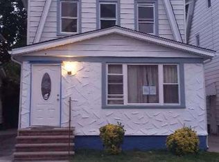 11123 202nd St, Saint Albans, NY 11412