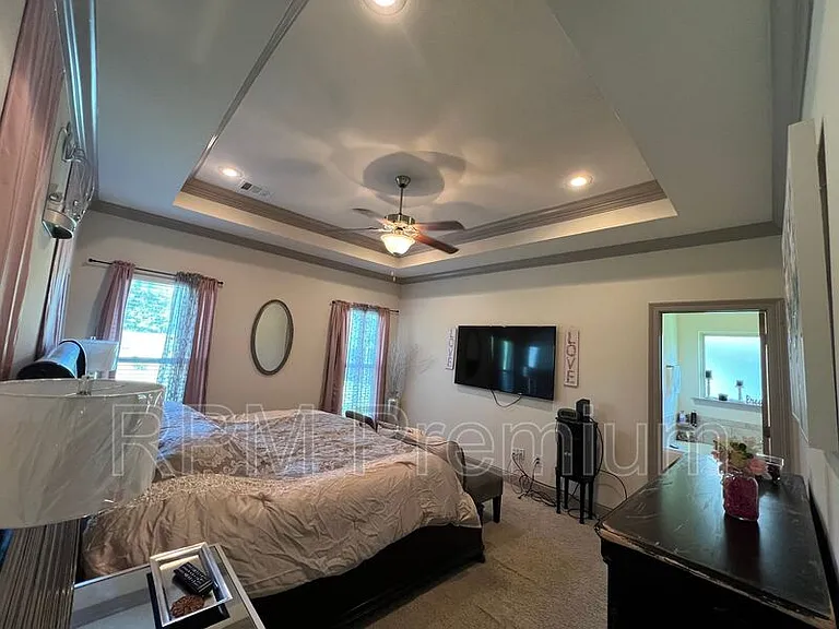 18063 River Landing Dr — Photo 12