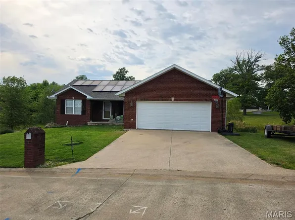 180 Glen Oak Dr, Jackson, MO 63755